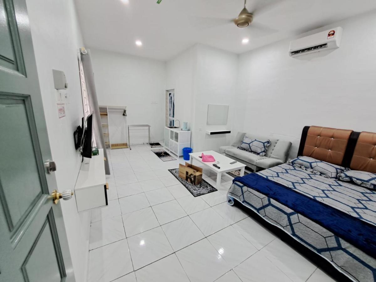 Esah Homestay Muar